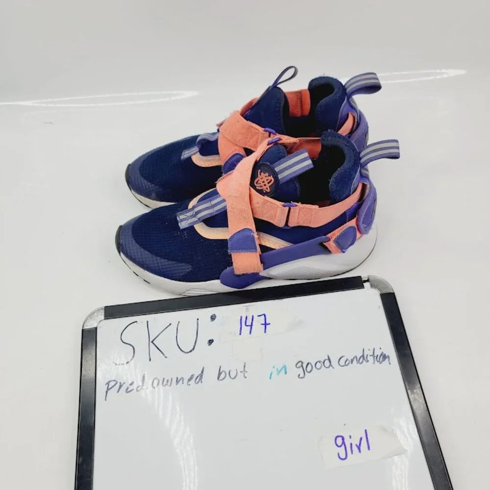 Nike Girl's Navy Huarache City AJ6662-403 Mesh Athletic Sneaker Size 4Y
